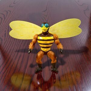 1983 Mattel Masters of the Universe He-Man MOTU Buzz Off Action Figure A49
